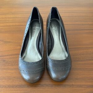 Nine West O-Homebound3y Oxford brown heels size 8.5